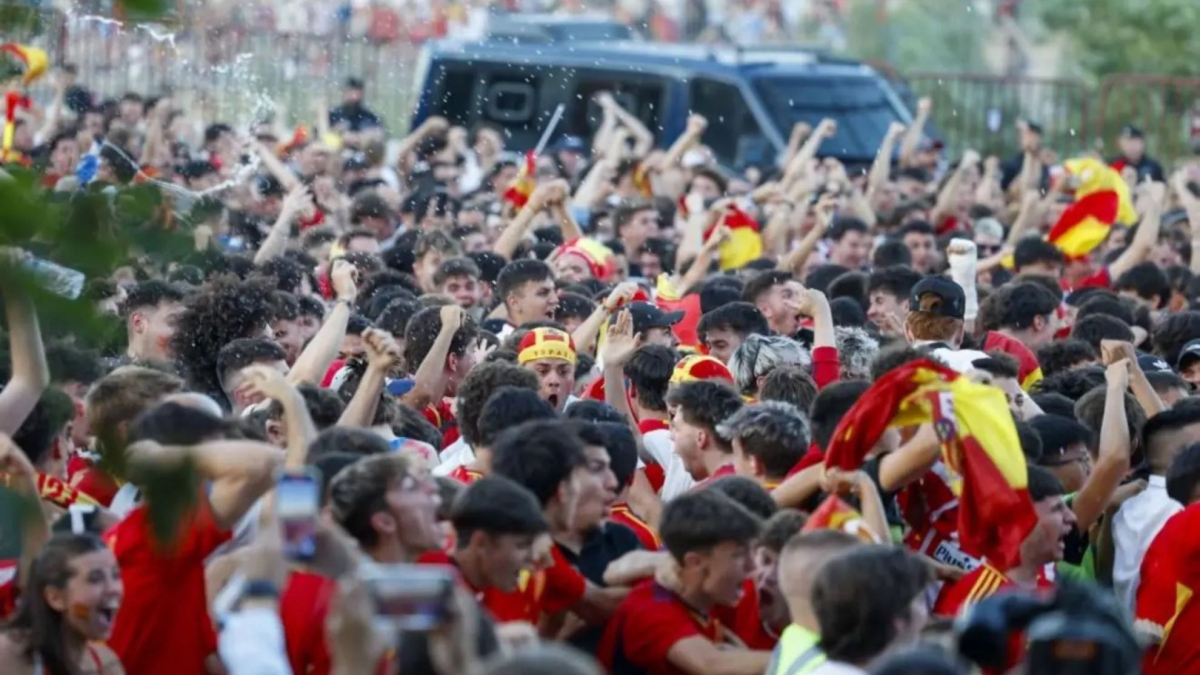 Estas son las multas más frecuentes en las celebraciones del Mundial por las calles: pueden alcanzar miles de euros y responsabilidades penales