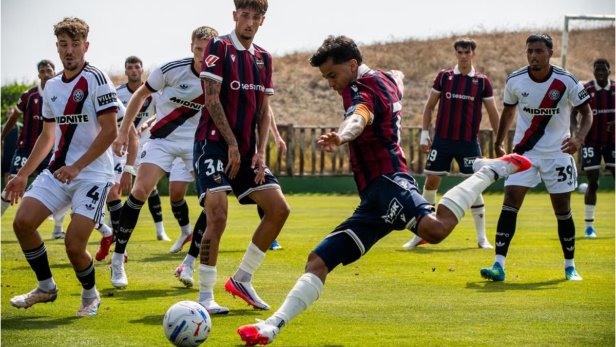 El Levante cae ante el Sheffield United en su segundo partido de pretemporada