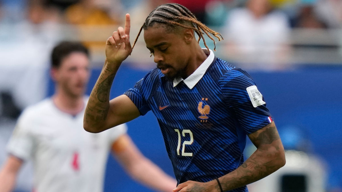 Inglaterra se impone a Francia con un marcador de 4-6