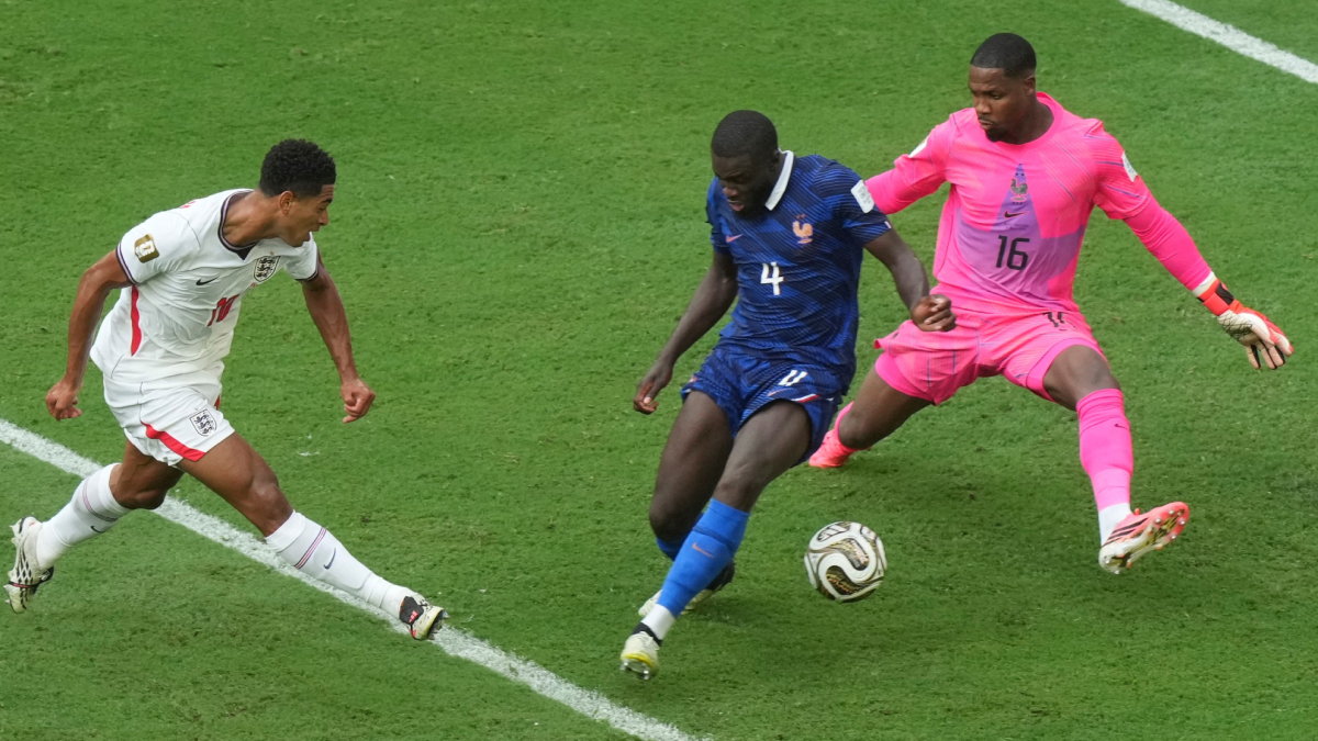 Inglaterra se impone a Francia con un emocionante 6-4