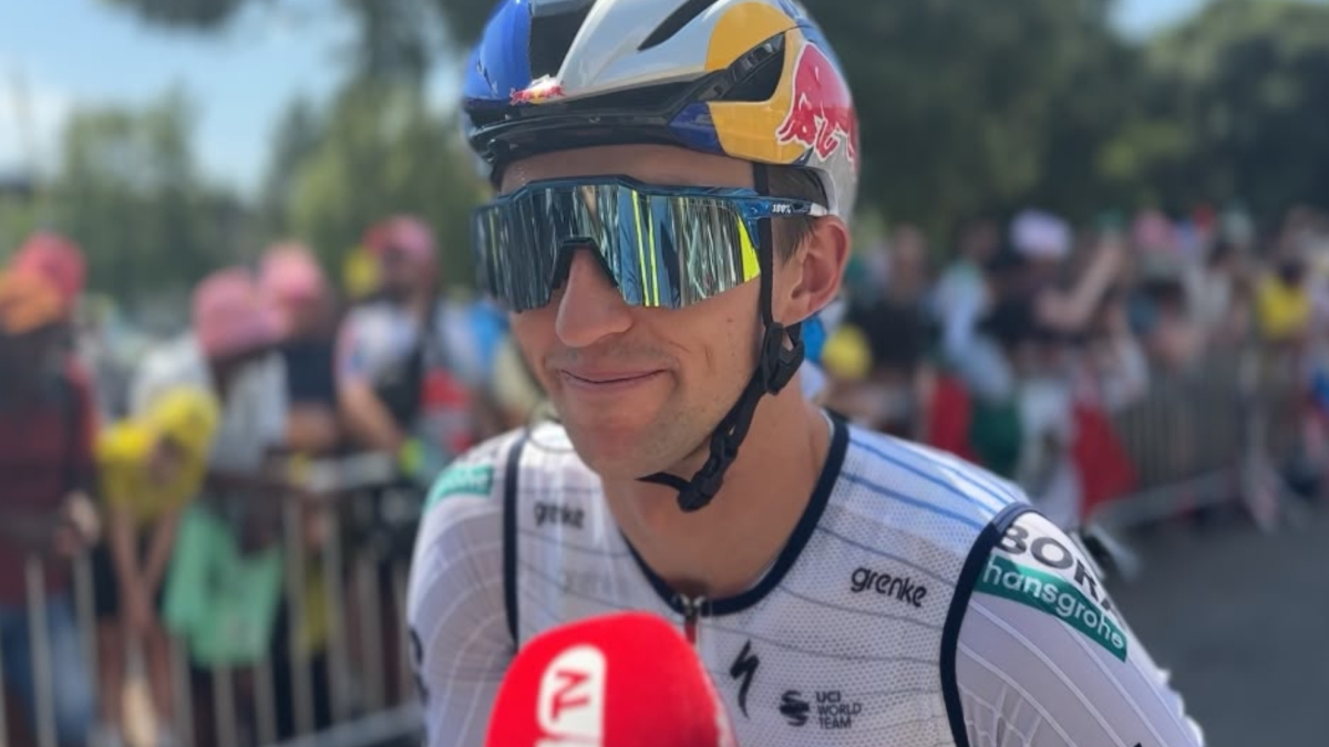 Hindley, un ganador de grandes entre dos 'bestias' del mismo equipo: "El Giro es la carrera más bonita"