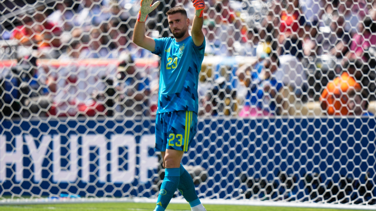 Unai Simón es el Guante de Oro del Mundial