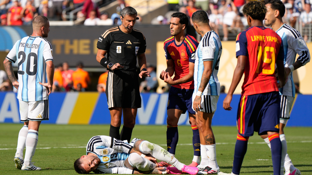 Nadie se lo podía creer: el gol anulado a España por un pisotón involuntario de Merino a Otamendi