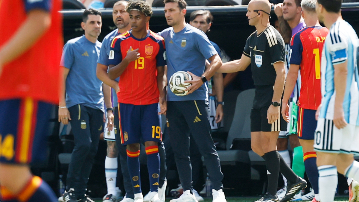 Scaloni: "Demostramos que somos grandes en la derrota"