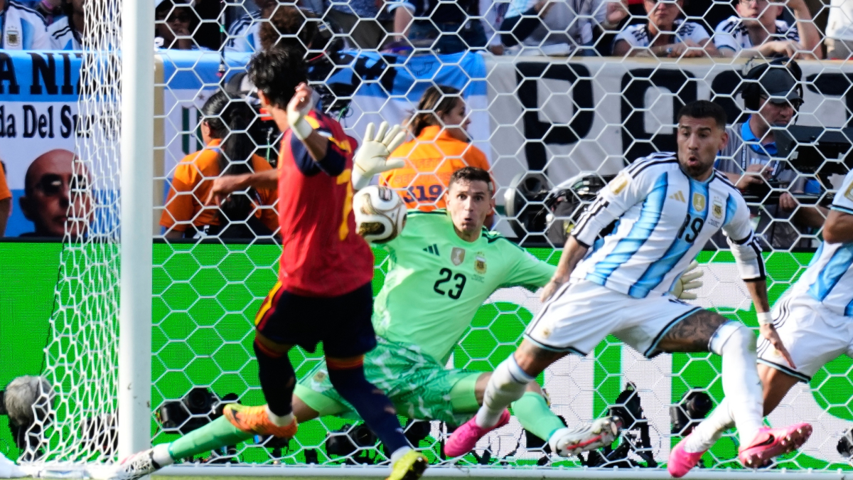 España bate el récord de partidos invicta con 38 encuentros