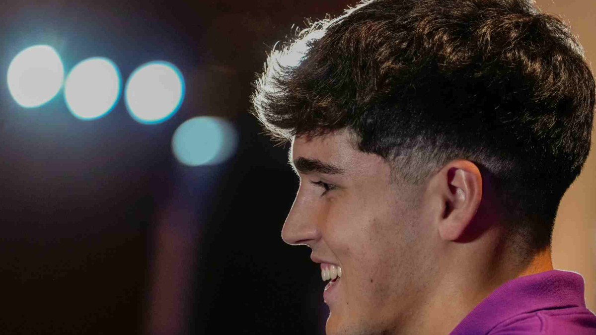 Pau Cubarsí: el joven central del Barça que mira al Balón de Oro