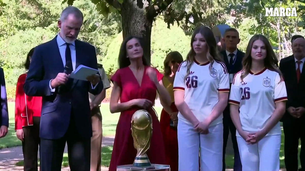 Felipe VI bendice a los campeones: "Ha sido un triunfo épico"
