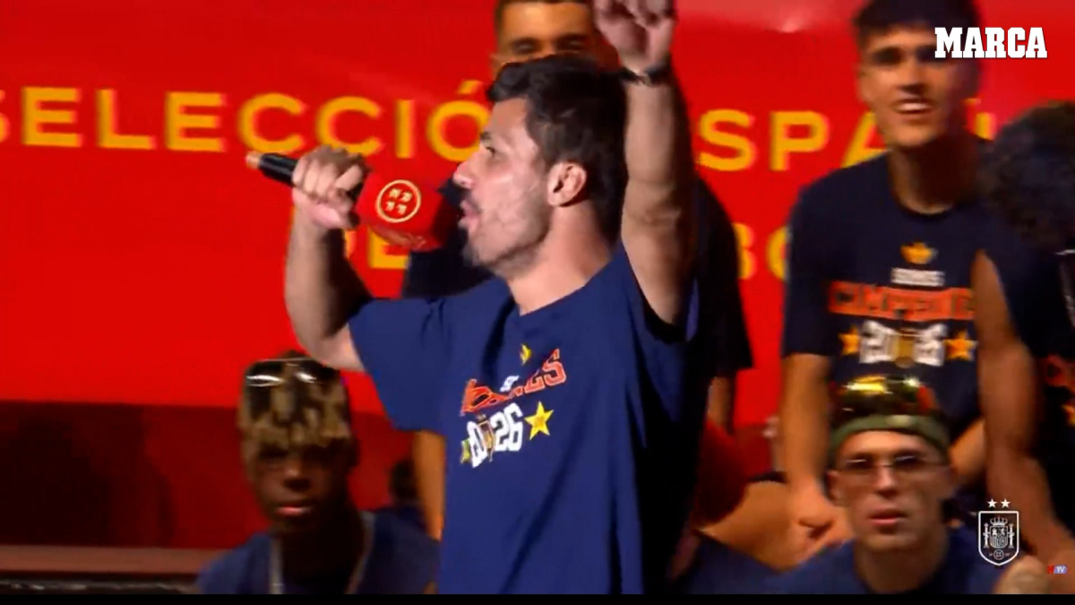 La brutal entrada de Rodri: pasillo de collejas, un «¡Viva el Rey!» y «¡Viva España!» y un gran detalle con Ferrán