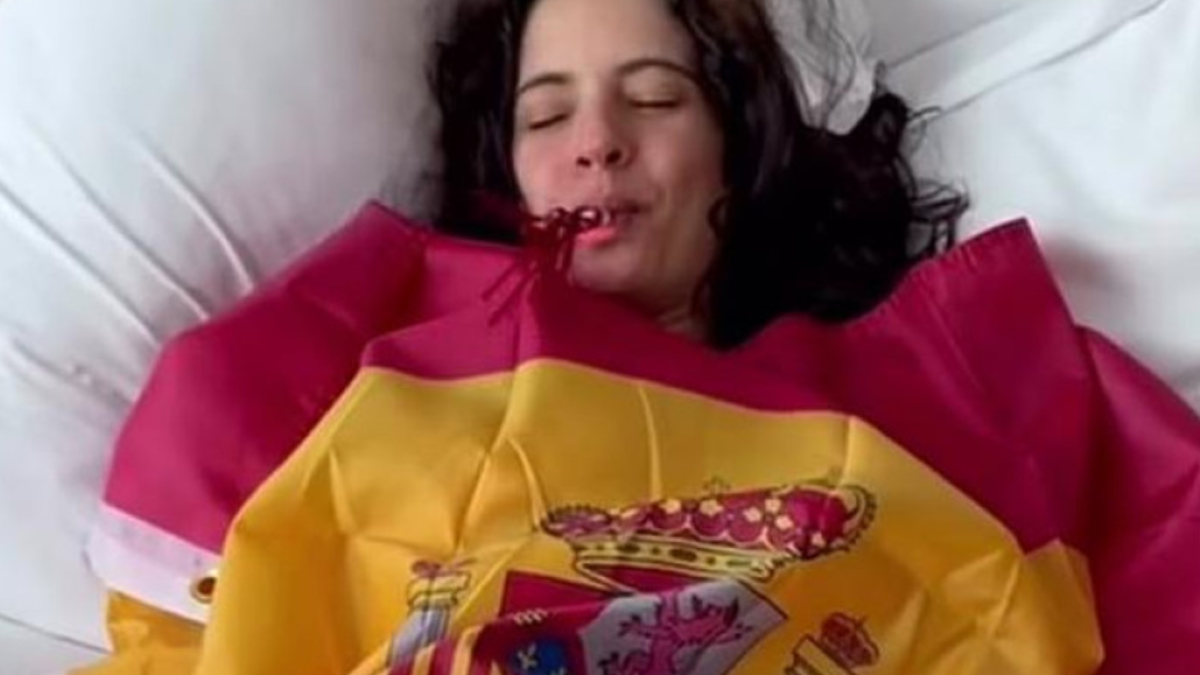 Rosalía desata la ira en Argentina: piden devolver las entradas de sus conciertos tras su polémico gesto en TikTok