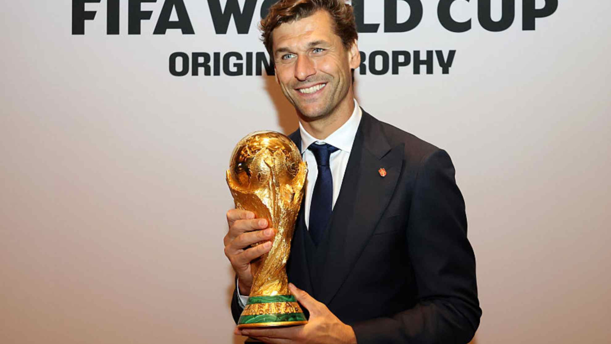 Fernando Llorente se une a 'Learn with Legends' en Four Seasons Resorts Maldivas