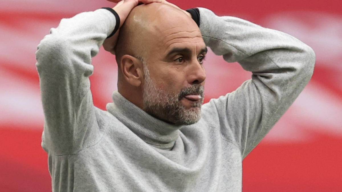 A Pep Guardiola se le complica la 'Azurra' por no ser italiano: división en Italia