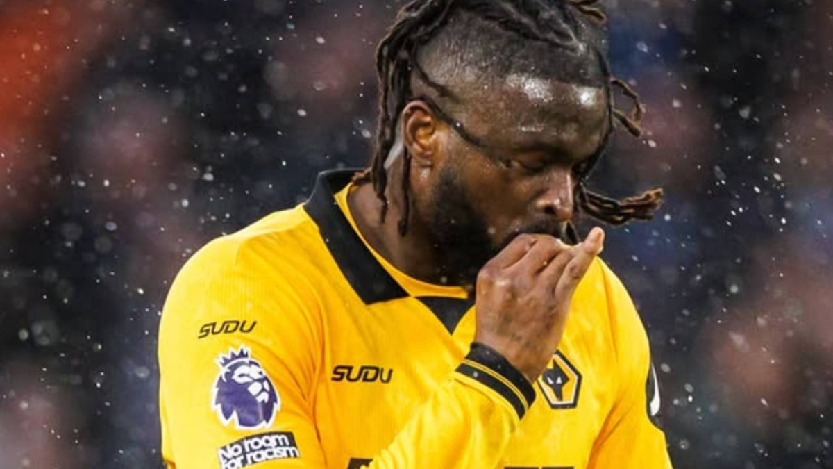 Tolu Arokodare causa conflicto en Wolverhampton Wanderers con un inusual método para forzar su traspaso