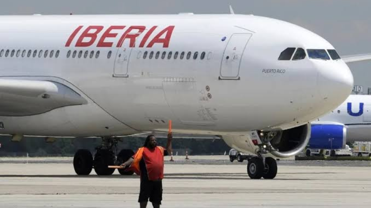 Iberia la ‘lía’ en Argentina: el avión de la Selección aterriza en Buenos Aires tras la final del Mundial y desata todo tipo de comentarios