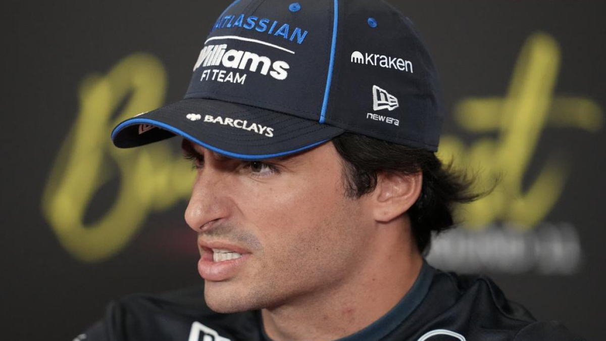 Sainz lo deja en el aire de nuevo: "Tengo que sentarme a debatir mi futuro dentro de Williams"