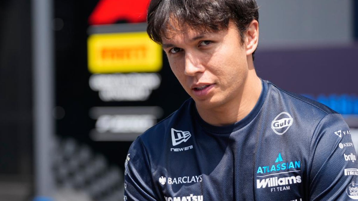 El compañero de Sainz habla de "miedo" al hablar sobre el nuevo Aston Martin
