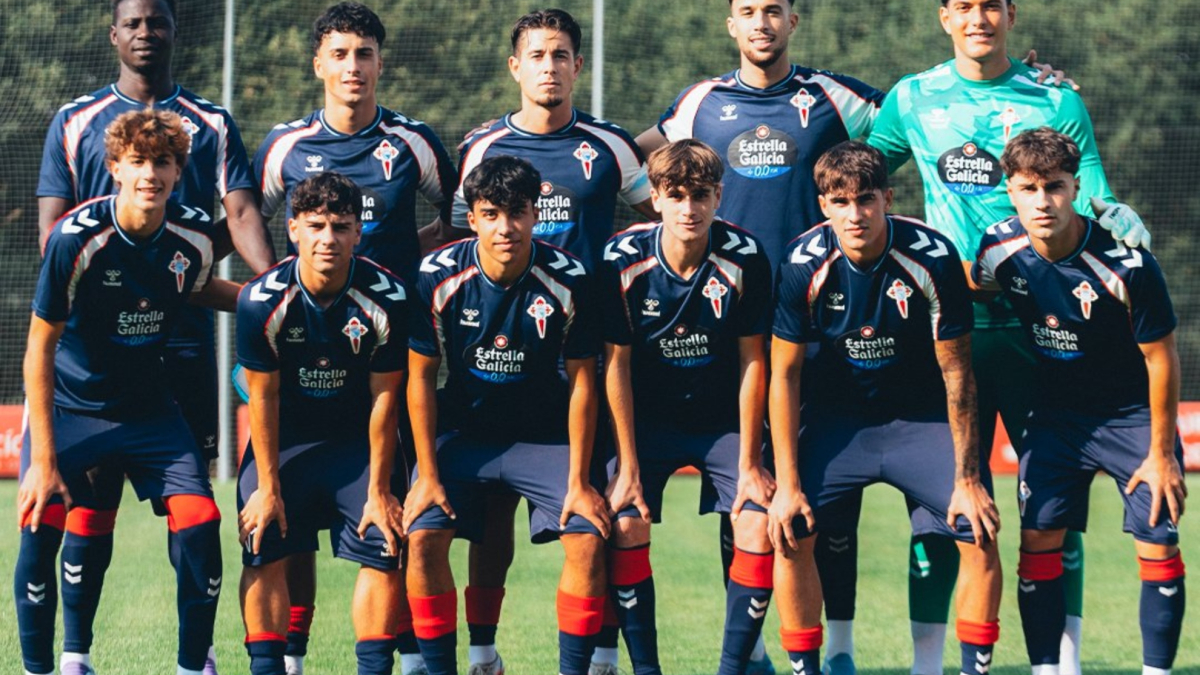 Celta Fortuna y Lugo rinden homenaje al fútbol en el Día de Galicia