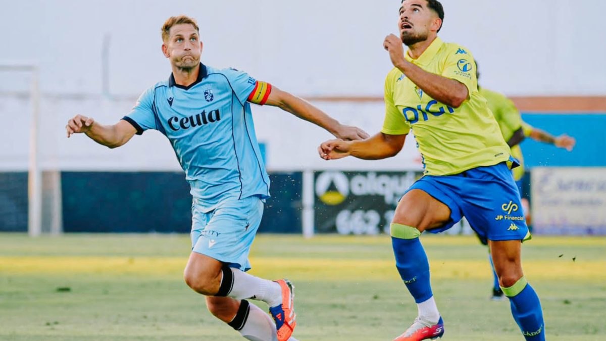 El Ceuta remonta al Cádiz en el amistoso disputado en Arcos