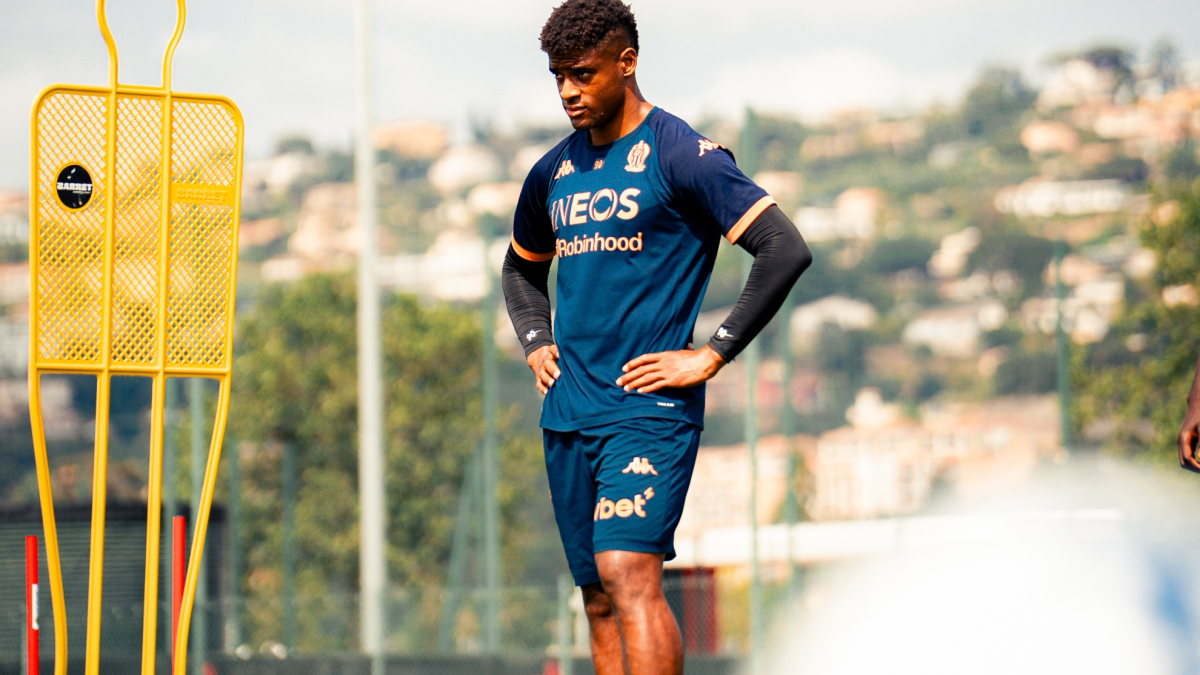 Kevin Carlos es objeto de deseo: Preston, Cagliari y Venezia luchan por su fichaje