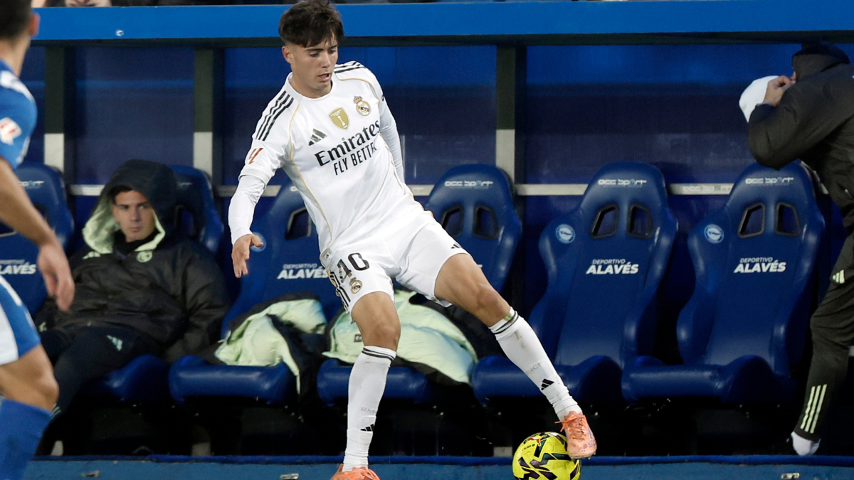 El Real Madrid hace oficial el traspaso de Víctor Valdepeñas a la Fiorentina