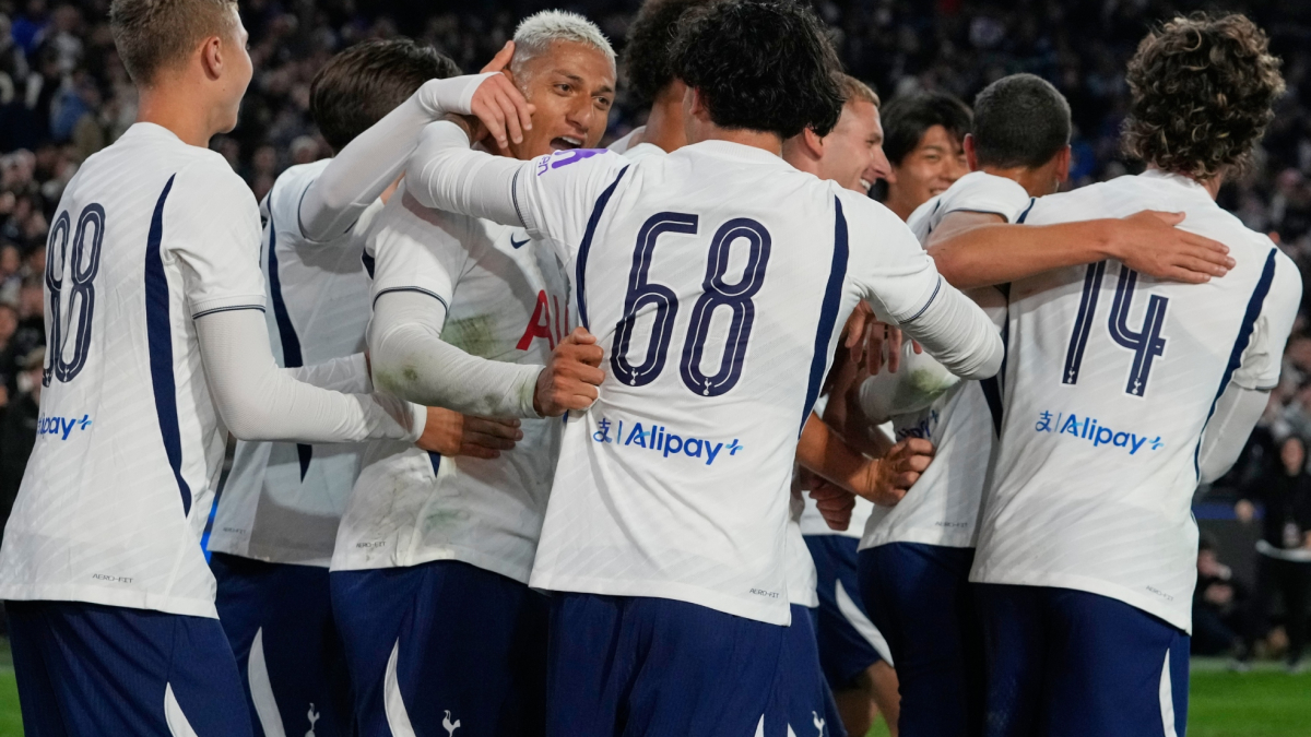 Richarlison le arrebata a Xabi su primer 'título' con el Chelsea