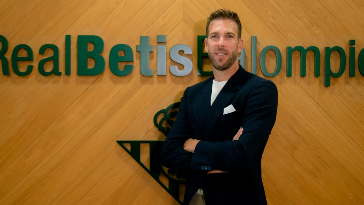 Adrián San Miguel se une a la Dirección Deportiva del Betis