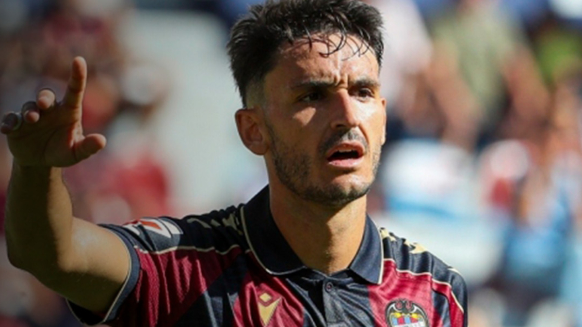 Unai Elgezabal regresa al Eibar para reforzar la defensa