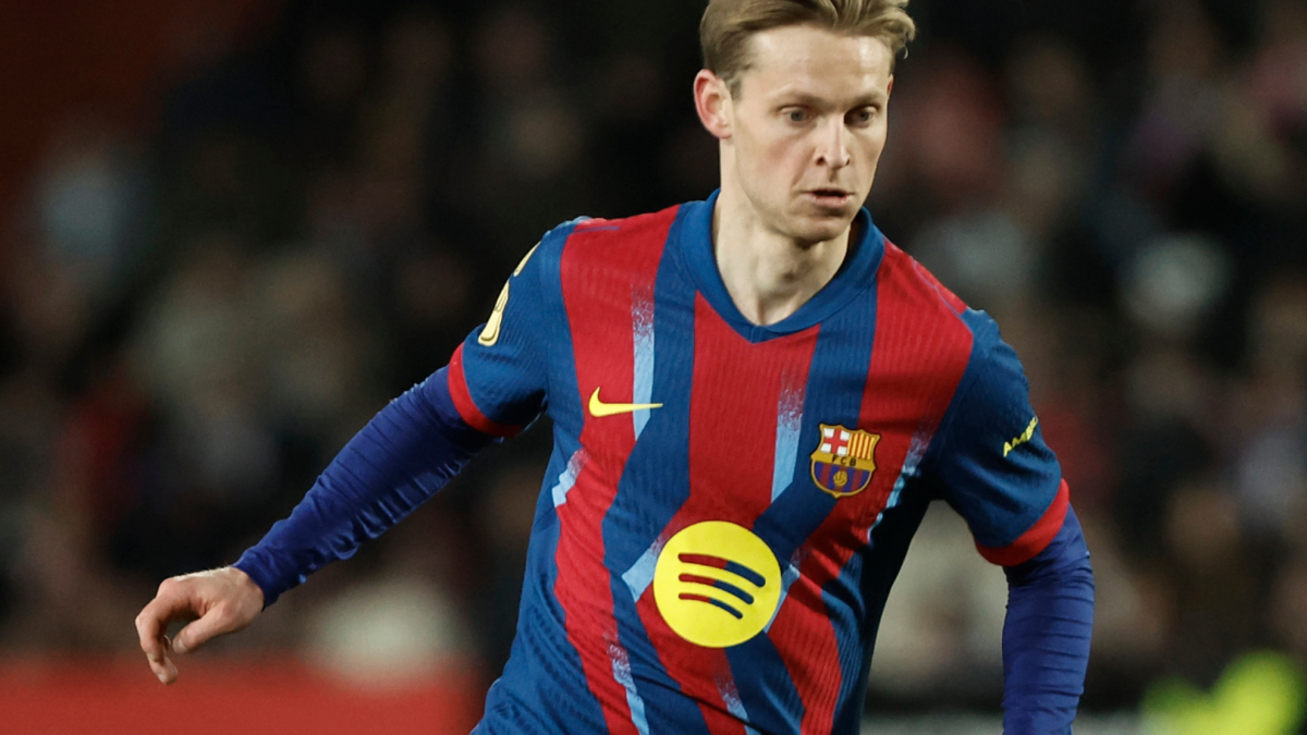 De Jong se defiende de las críticas y desmiente informaciones falsas