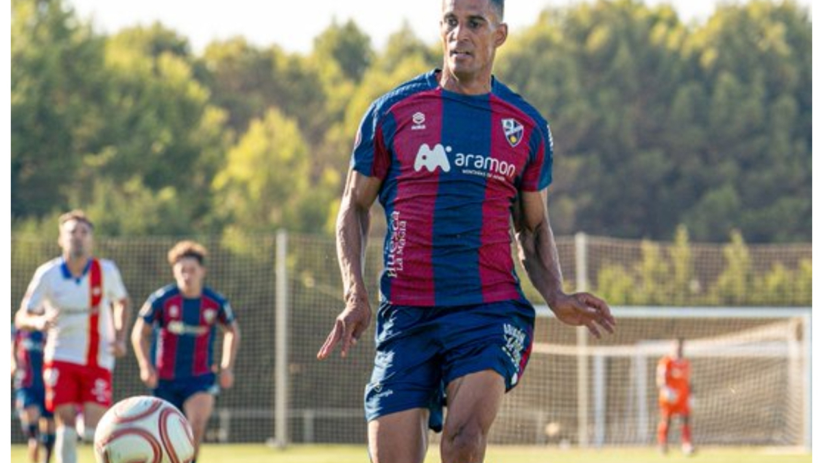 El Huesca golea al Andorra en La Base Aragonesa