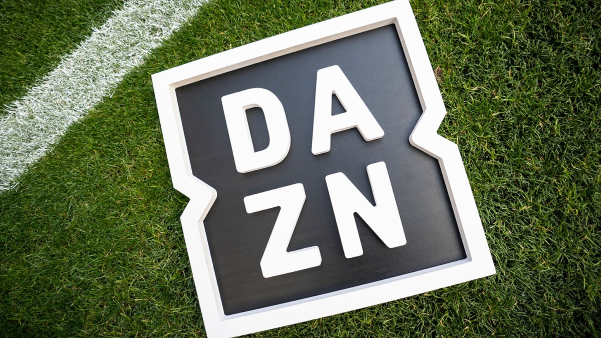DAZN redobla su apuesta por el fútbol europeo: renueva la Premier hasta 2031 y suma la Eredivisie
