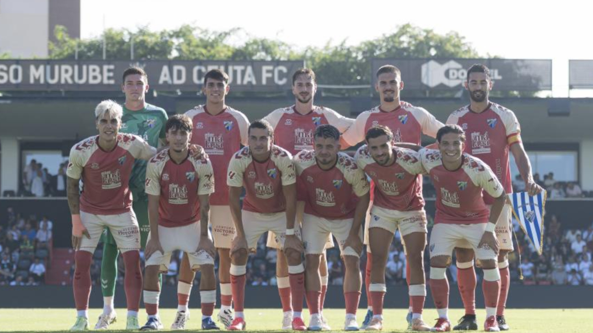 El Málaga busca reforzar su plantilla mientras otros equipos se fijan en sus jugadores