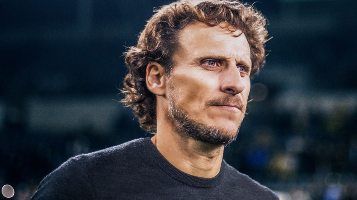 Forlán se presenta con la 'Celeste': "Valverde nos tiene malacostumbrados"