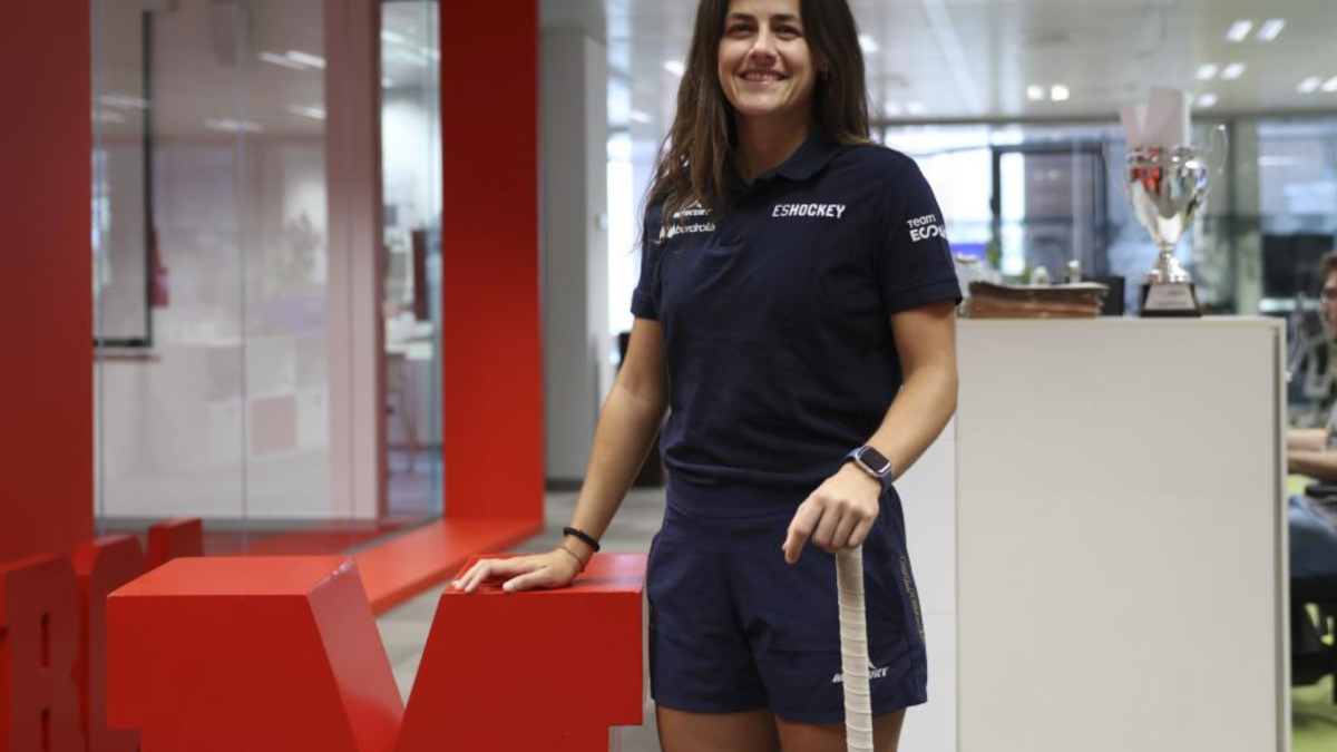 Capitana spagnola di hockey, Lucía Jiménez, si prepara al Mondiale con la sua famiglia e la sua storia di successo