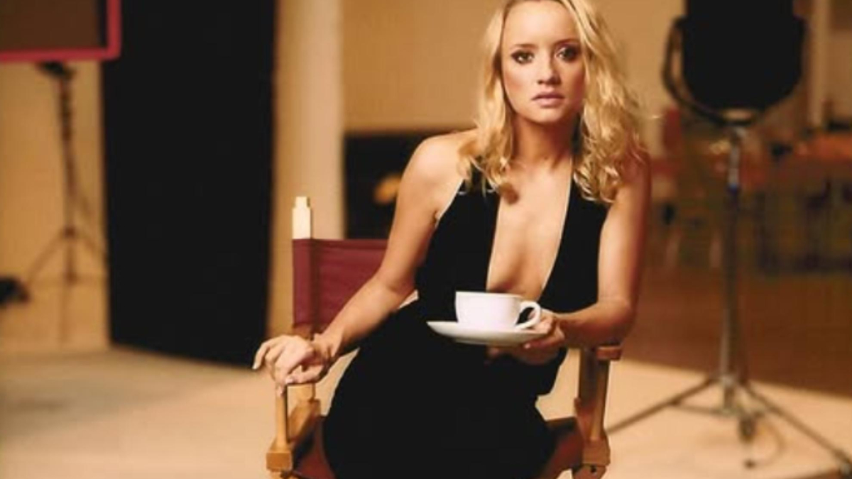 Lucy Davis, attrice di The Office, annuncia diagnosi di cancro incurabile e usa l'umorismo per affrontare la situazione
