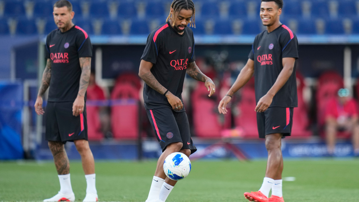 Al Khelaifi deja en el aire el futuro de Barcola