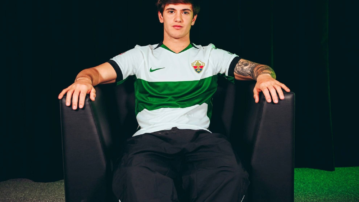 El Elche CF oficializa el fichaje de Tiziano Perrotta hasta 2032
