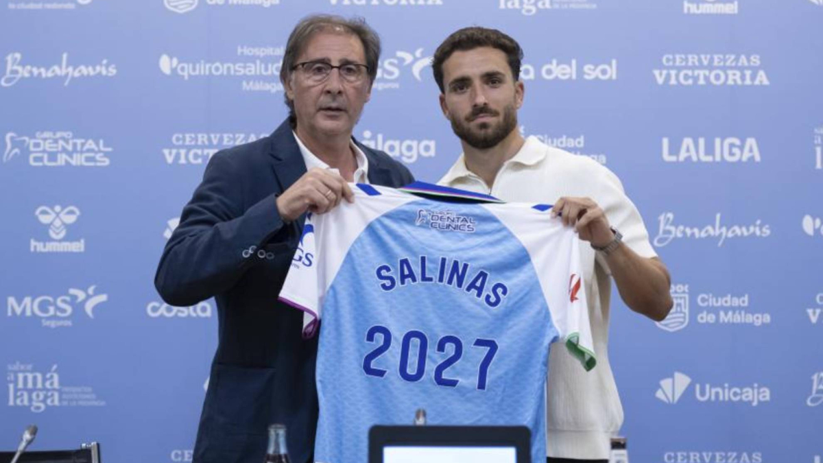 El Málaga busca jugadores polivalentes para cerrar sus últimos fichajes