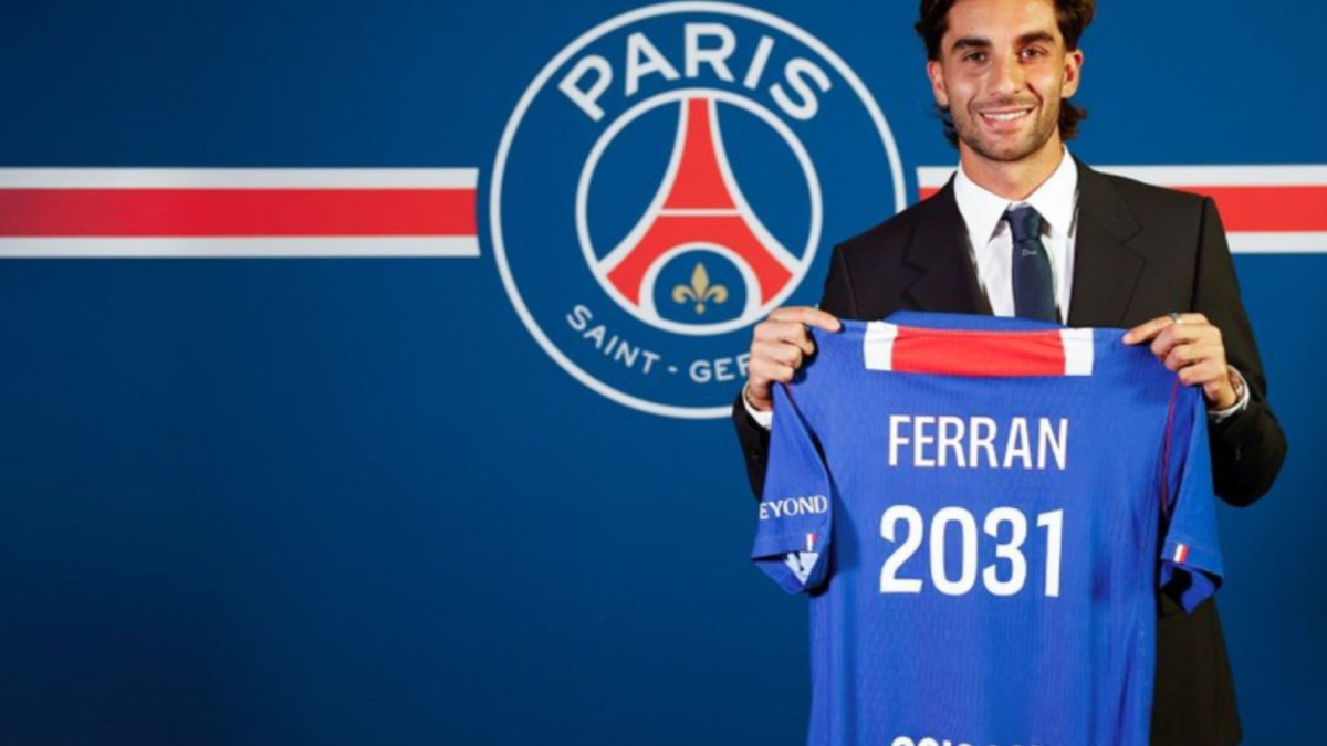 Ferran Torres arriva al PSG, parla del legame con Luis Enrique