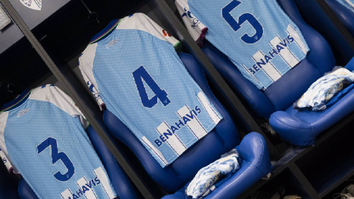 El Málaga bate récords con sus camisetas