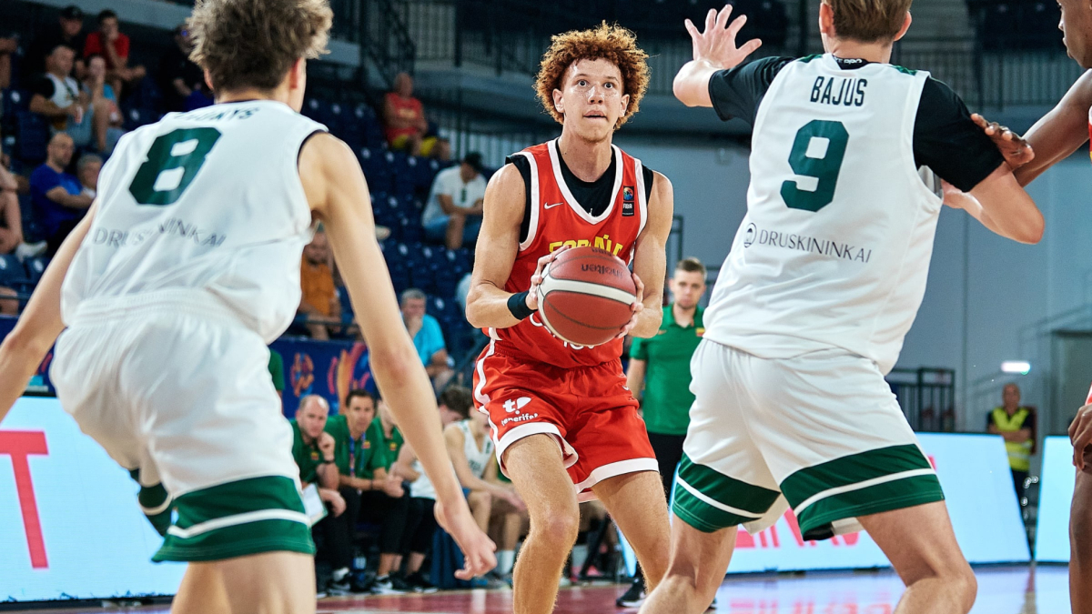 España se cuelga el bronce en un agónico final tras ir ganando de 20 a falta de cuatro minutos