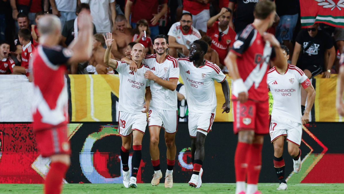 Gol de Guridi (p.) (1-1) en el Sevilla 2-1 Rayo Vallecano