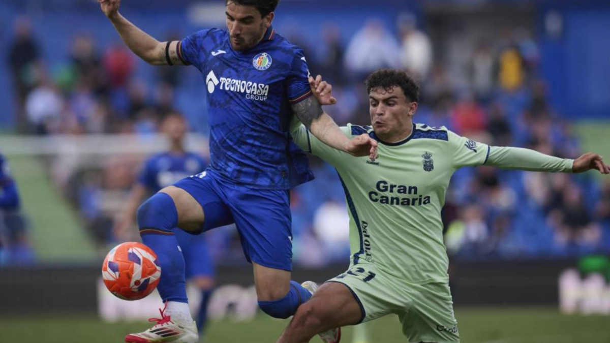 El Getafe negocia con el Liverpool el fichaje de Bajcetic, que lleva 15 meses de baja