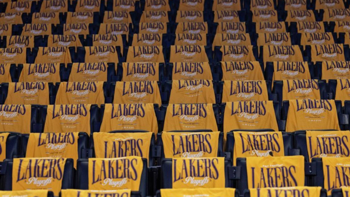 Lavoratori e famiglia Buss discutono sulla vendita dei Lakers, mentre Guggenheim è sotto indagine per possibili frodi