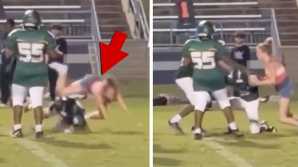 Una ragazza di 16 anni entra nel campo durante un match di football americano e aggredisce un giocatore