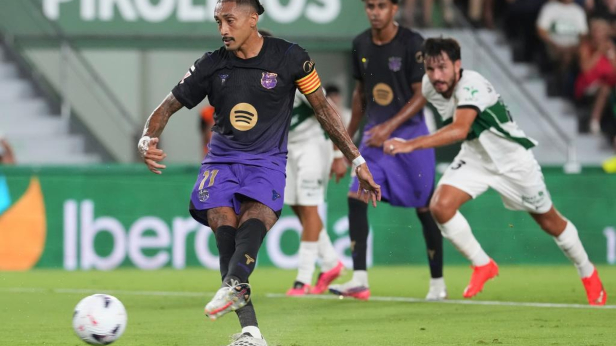 Gol de Raphinha (p.) (0-1) en el Elche 0-5 Barcelona