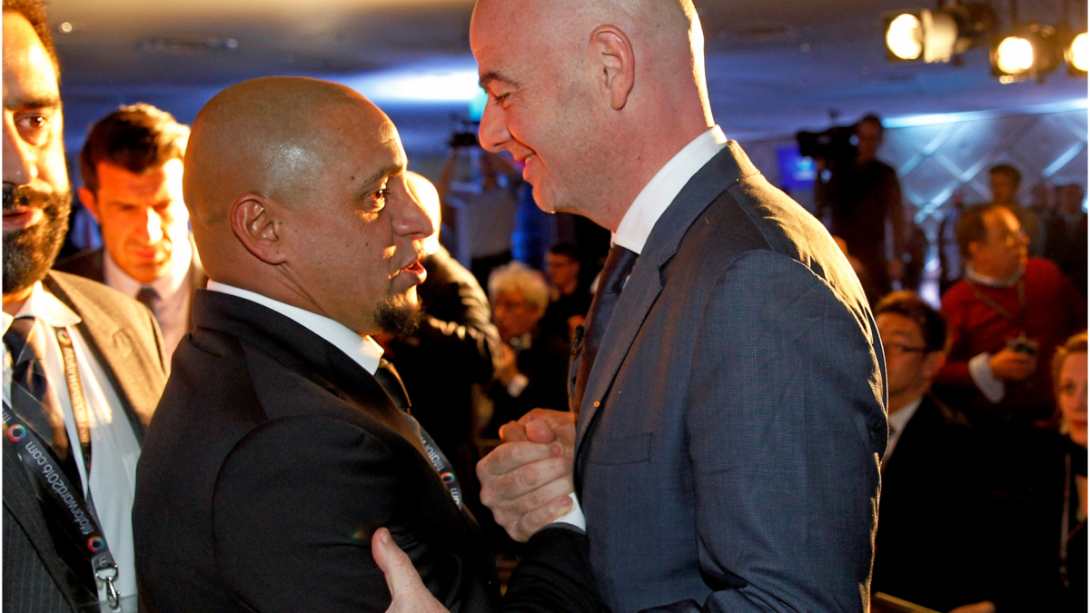 Cafú, Zanetti y Roberto Carlos muestran su apoyo a Infantino