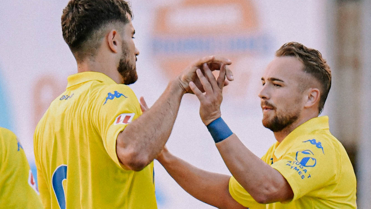 El Cádiz cumple en Chiclana con goles de Álvaro García Pascual y Ontiveros