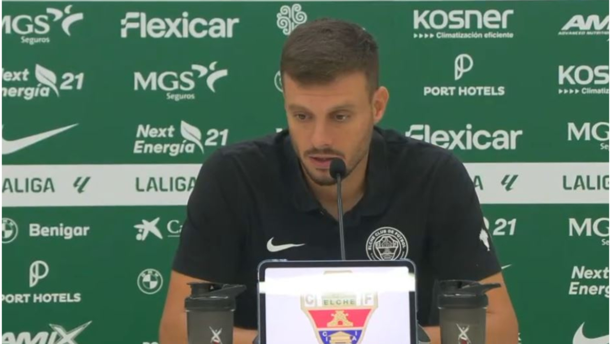 Anselmi: “No quiero centrarme en derrotas y victorias, quiero que el Elche sea constante”