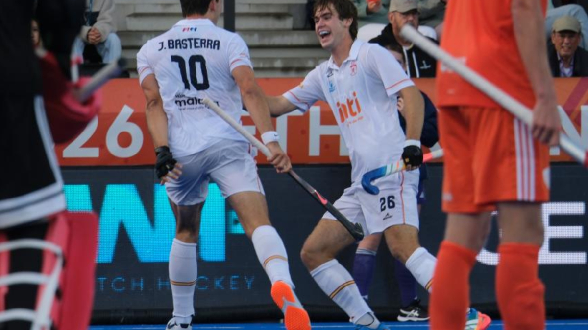Squadra spagnola vince contro Paesi Bassi in un match intenso e storico per il Mondiale di hockey