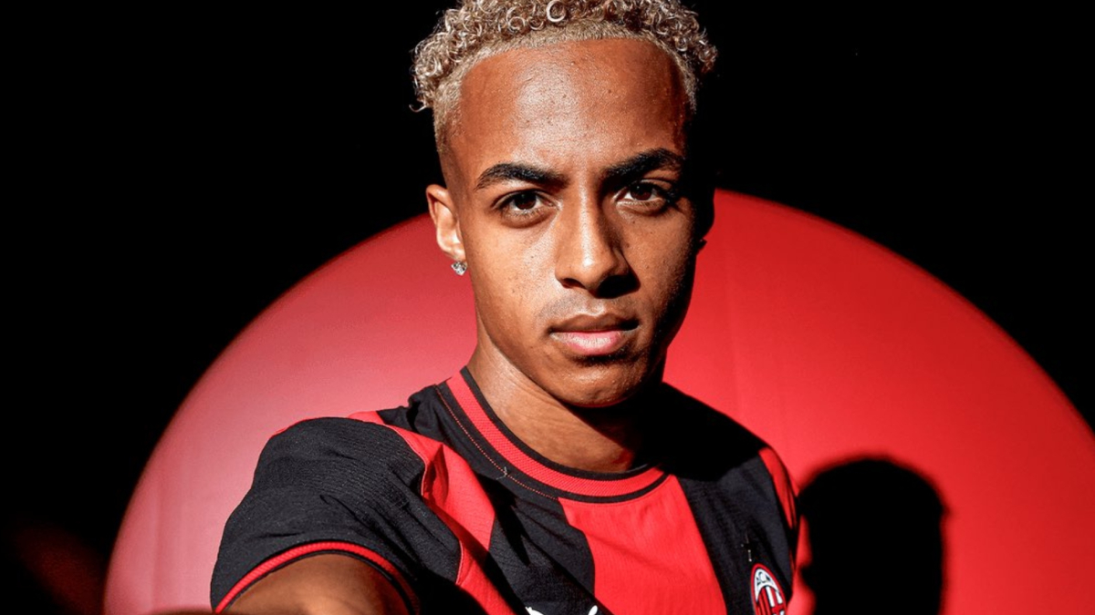 Hutchinson, nuevo jugador del Milan
