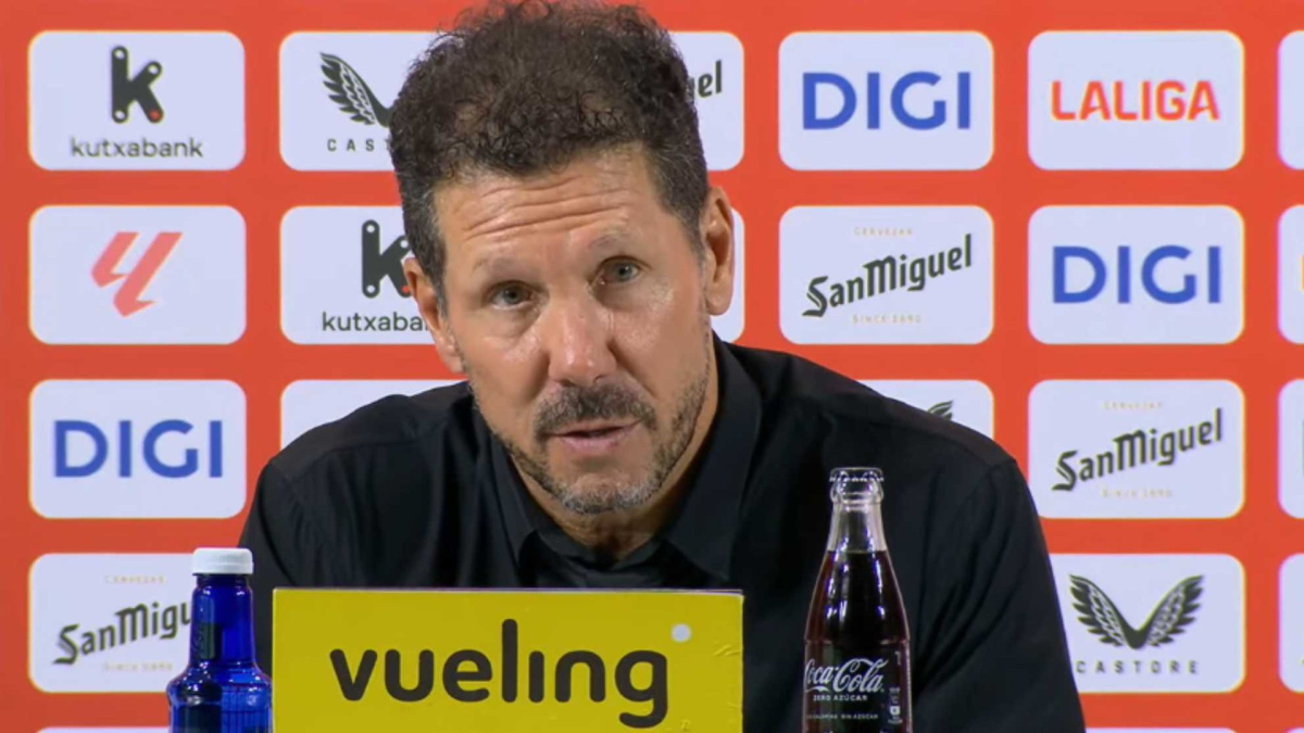 La incredulidad de Simeone a la pregunta de un periodista: «¿En serio?»